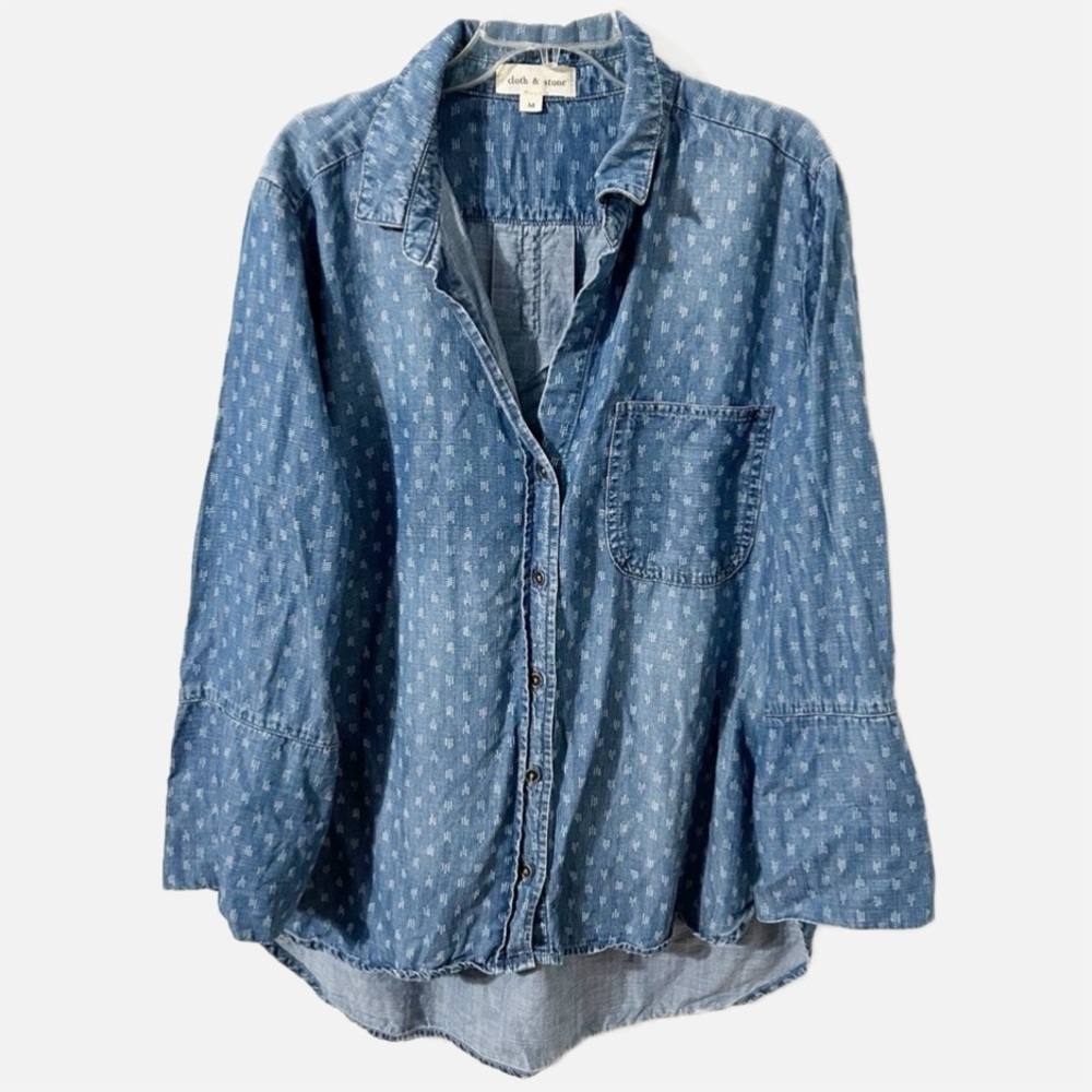 Cloth & Stone Button Front Patterned Denim Jean Shirt Slight Bell Sleeve V-Neck